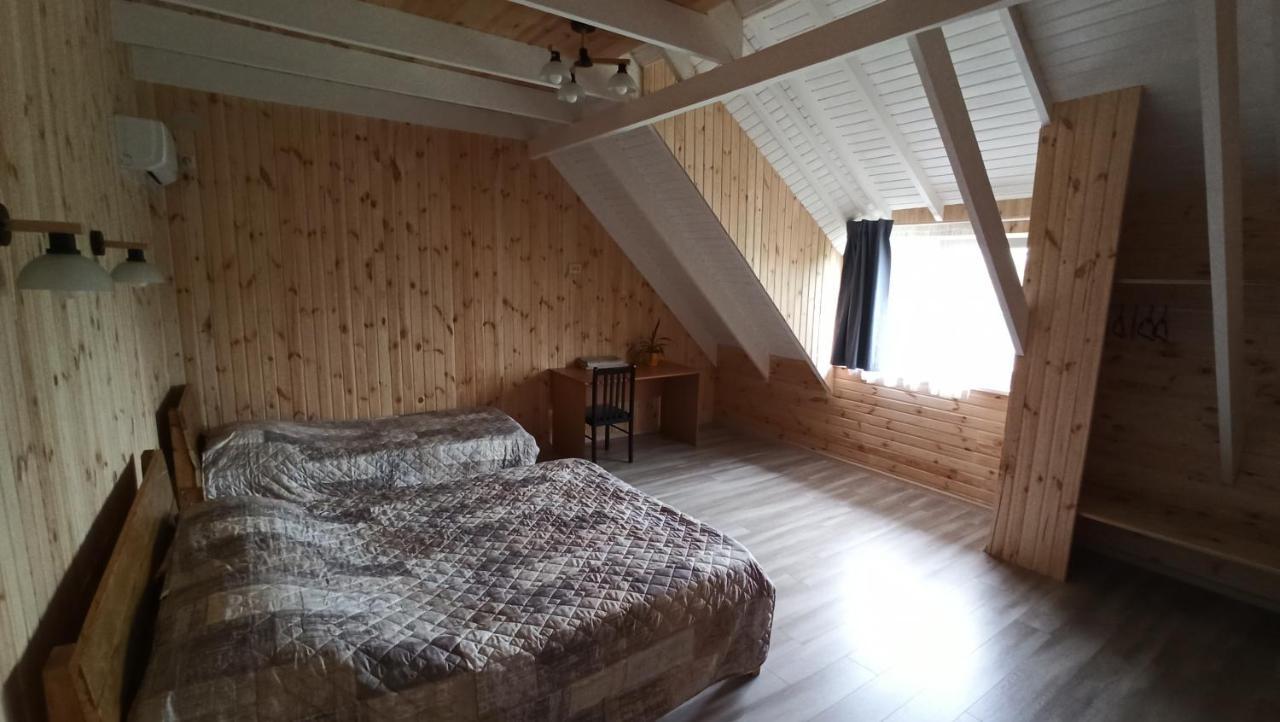 Eco House Hotell Tjornomorsk Exteriör bild